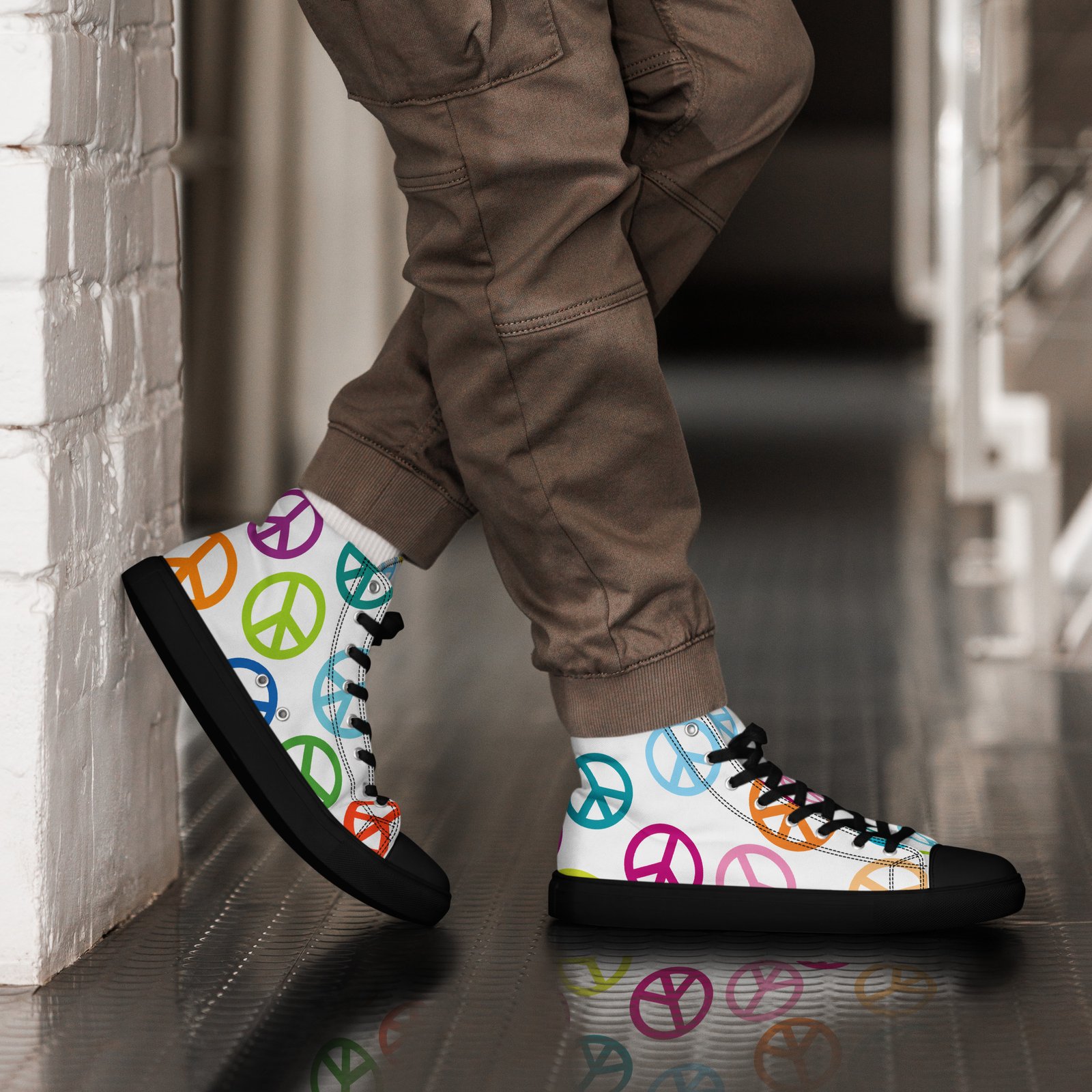 Peace Sign Pattern Men’s High Top Canvas Shoes